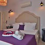 Alacaat Hotel