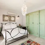 Alacaat Hotel