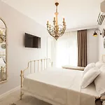 Alacaat Hotel