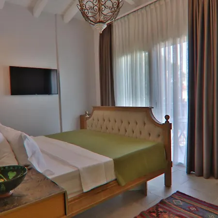 Alacaat 酒店 阿拉恰特